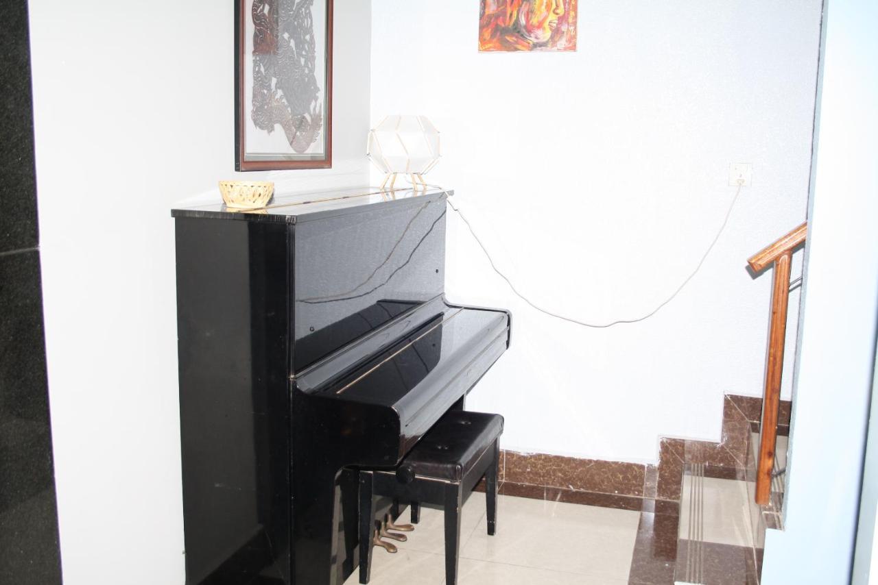 פנום פן Lalune Hotel מראה חיצוני תמונה